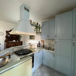 Tiziano Appartamento Viareggio